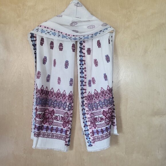 J. Jill Geometric Embroidered Scarf - Picture 5 of 11